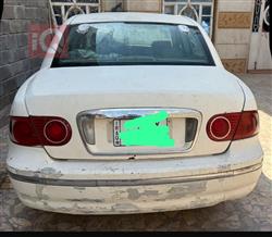 Kia Opirus